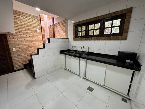 Casa alto padrão 4 quartos no Condomínio Ubá Itacoatiara - Niterói/RJ.