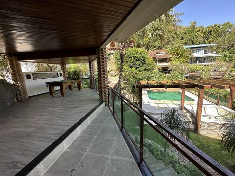 Casa alto padrão 4 quartos no Condomínio Ubá Itacoatiara - Niterói/RJ.