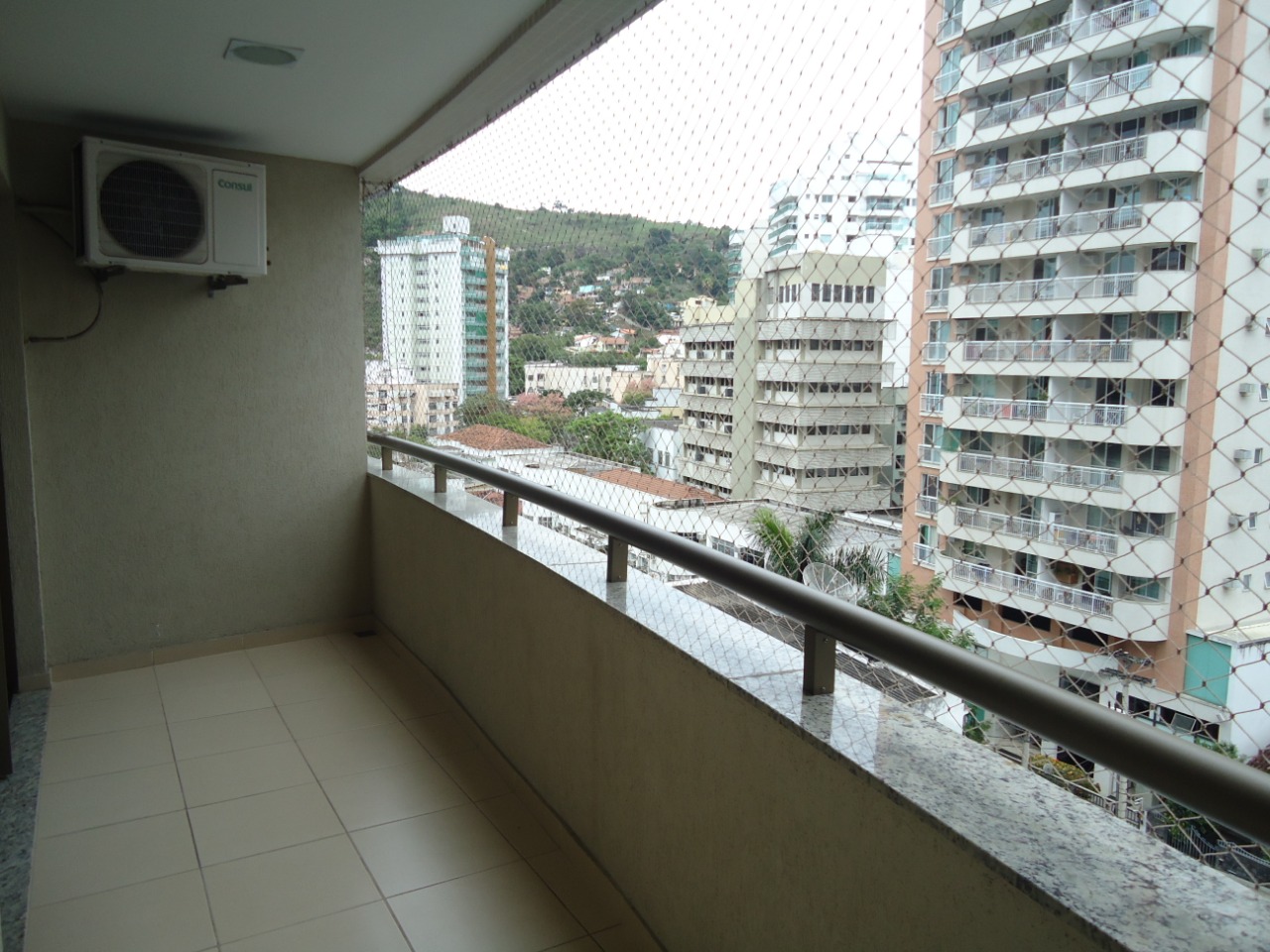 Apartamento 3 Quartos no Condomínio  Residencial Petra em Icaraí- Niterói-RJ.