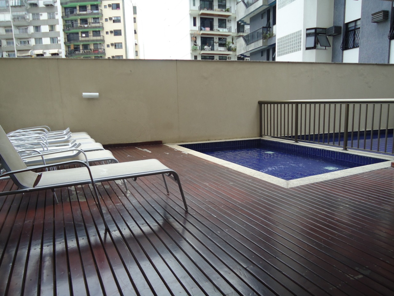 Apartamento 3 Quartos no Condomínio  Residencial Petra em Icaraí- Niterói-RJ.