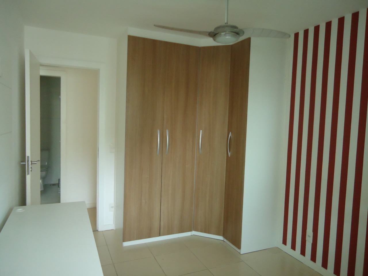 Apartamento 3 Quartos no Condomínio  Residencial Petra em Icaraí- Niterói-RJ.