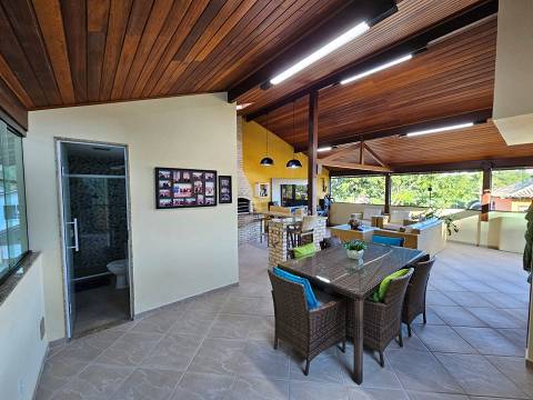 Casa no Condomínio Residencial Camboatá com 3 Quartos à venda, 275m² - Piratininga - Niterói - RJ