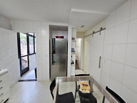 Casa no Condomínio Residencial Camboatá com 3 Quartos à venda, 275m² - Piratininga - Niterói - RJ