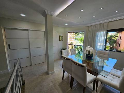 Casa no Condomínio Residencial Camboatá com 3 Quartos à venda, 275m² - Piratininga - Niterói - RJ