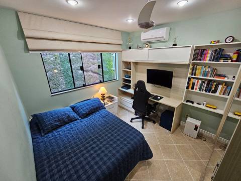 Casa no Condomínio Residencial Camboatá com 3 Quartos à venda, 275m² - Piratininga - Niterói - RJ