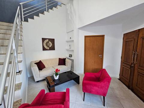 Casa no Condomínio Residencial Camboatá com 3 Quartos à venda, 275m² - Piratininga - Niterói - RJ