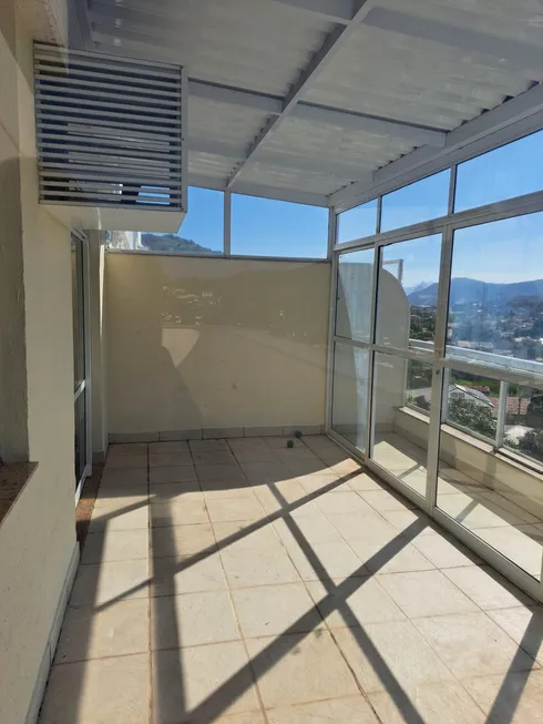 Cobertura com 3 Quartos e 3 Suítes à Venda Condomínio Praias Oceanicas, 225 m² por R$ 880.000 