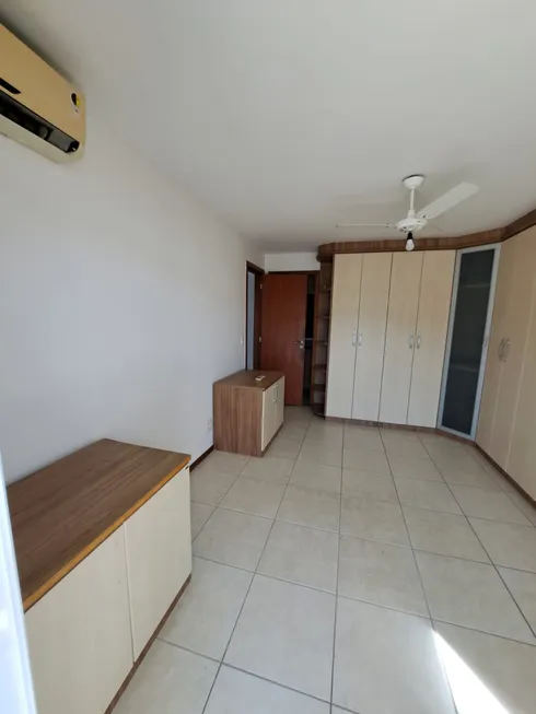 Cobertura com 3 Quartos e 3 Suítes à Venda Condomínio Praias Oceanicas, 225 m² por R$ 880.000 