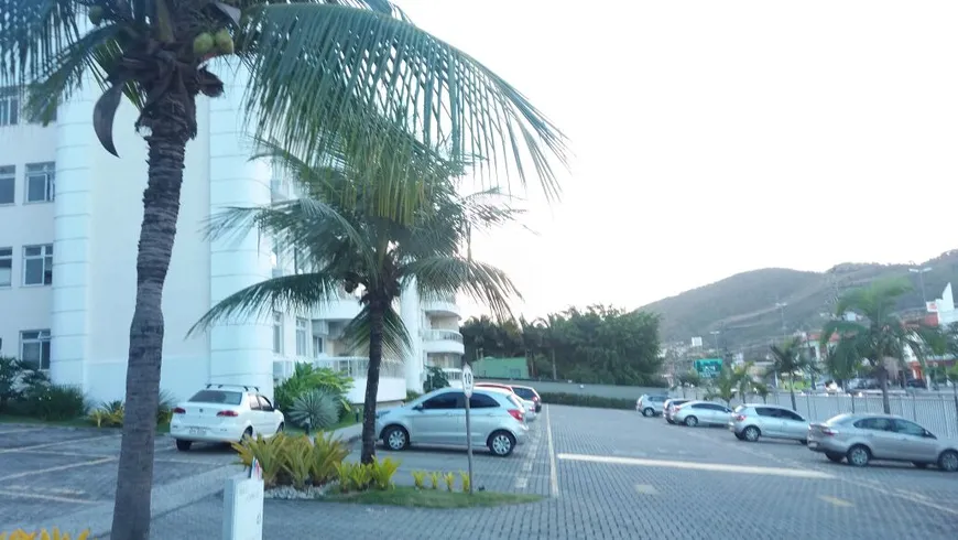 Cobertura com 3 Quartos e 3 Suítes à Venda Condomínio Praias Oceanicas, 225 m² por R$ 880.000 
