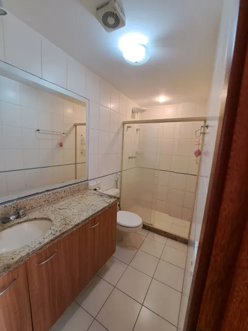 Cobertura com 3 Quartos e 3 Suítes à Venda Condomínio Praias Oceanicas, 225 m² por R$ 880.000 