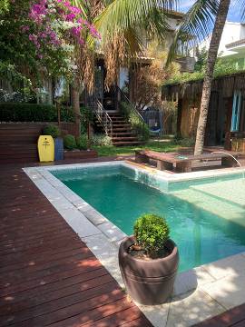 Casa 3 quartos sendo 1 suíte no Condomínio Residencial Camboatá em Piratininga - Niterói-RJ.