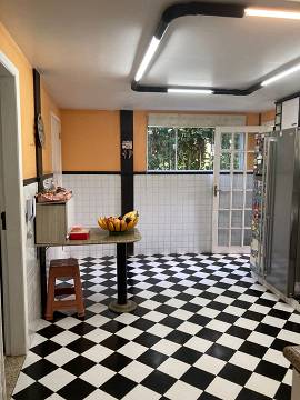 Casa 3 quartos sendo 1 suíte no Condomínio Residencial Camboatá em Piratininga - Niterói-RJ.