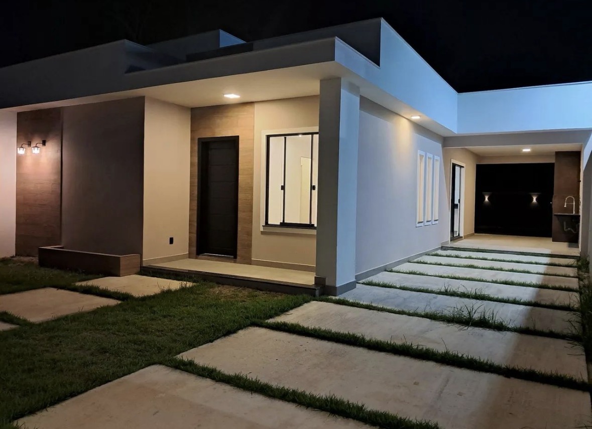 Casa 3 quartos sendo uma suíte à venda no Parque Nanci em Maricá