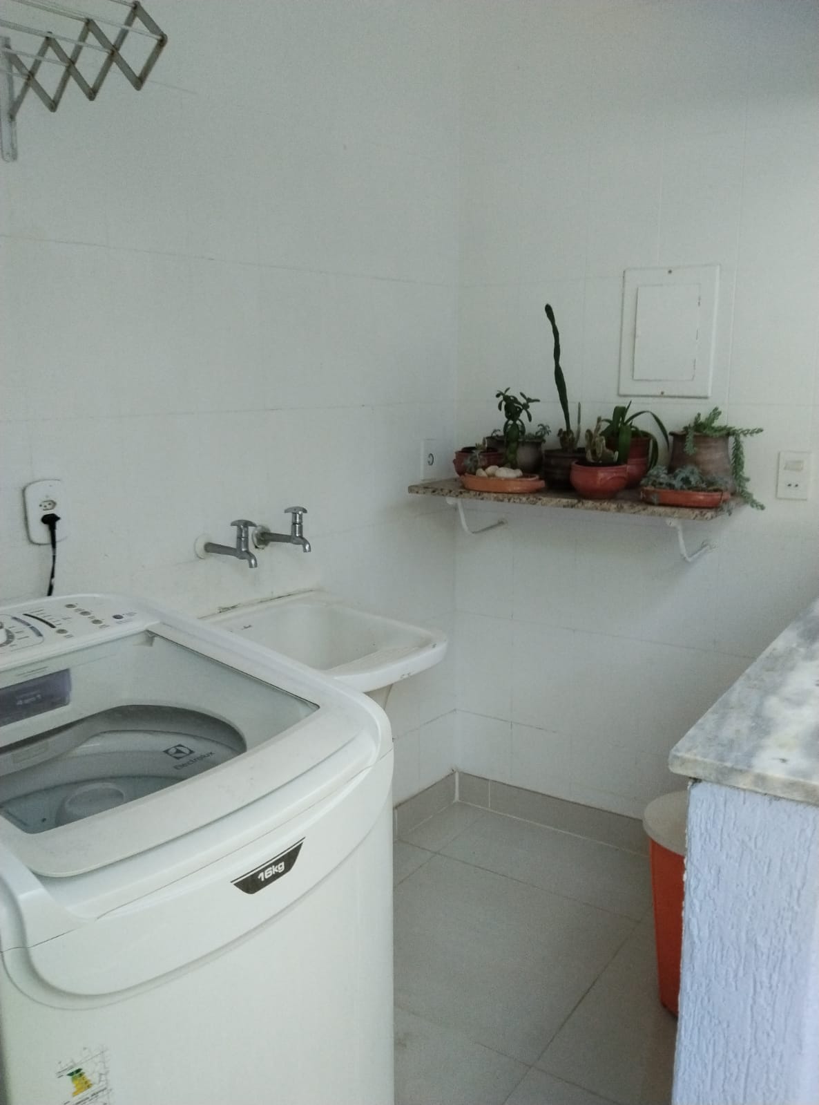 Casa Duplex  com  4 Quartos em Itaipu - Niterói - RJ.