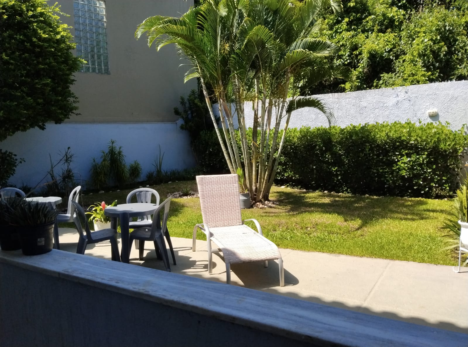 Casa Duplex  com  4 Quartos em Itaipu - Niterói - RJ.