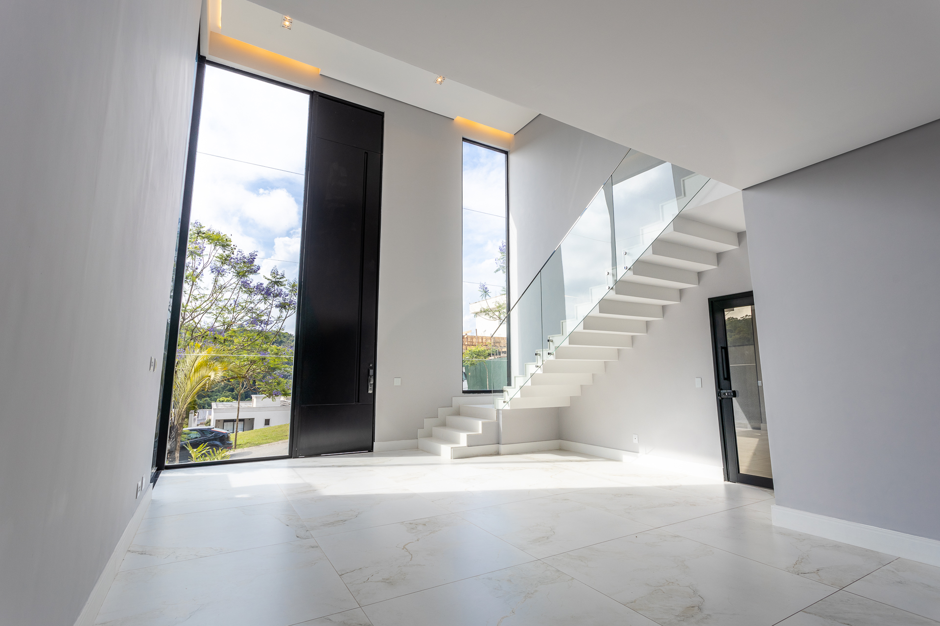 CASA ALPHAVILLE/TAMBORÉ - VENDA