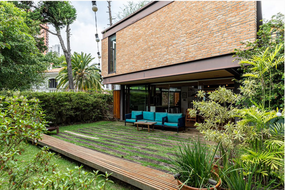 Casa 500m² no bairro Pacaembu, São Paulo. (Ref.:R1749694) 