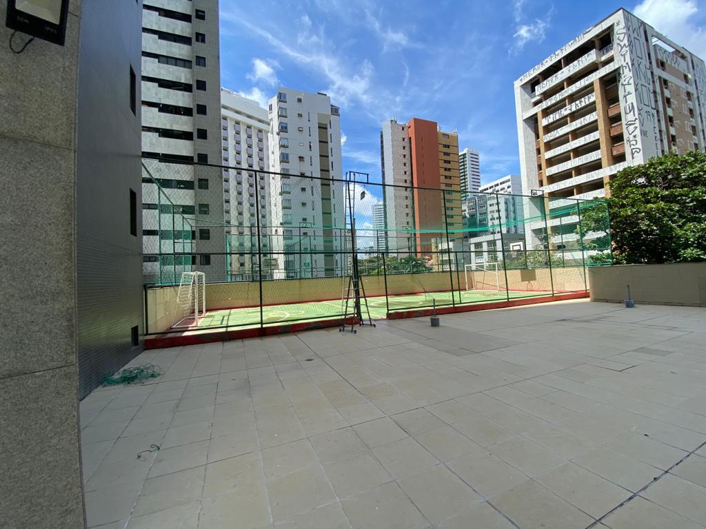 Apartamento 232m², 4 suítes e lazer completo em Boa Viagem. (Ref.:R2334772)