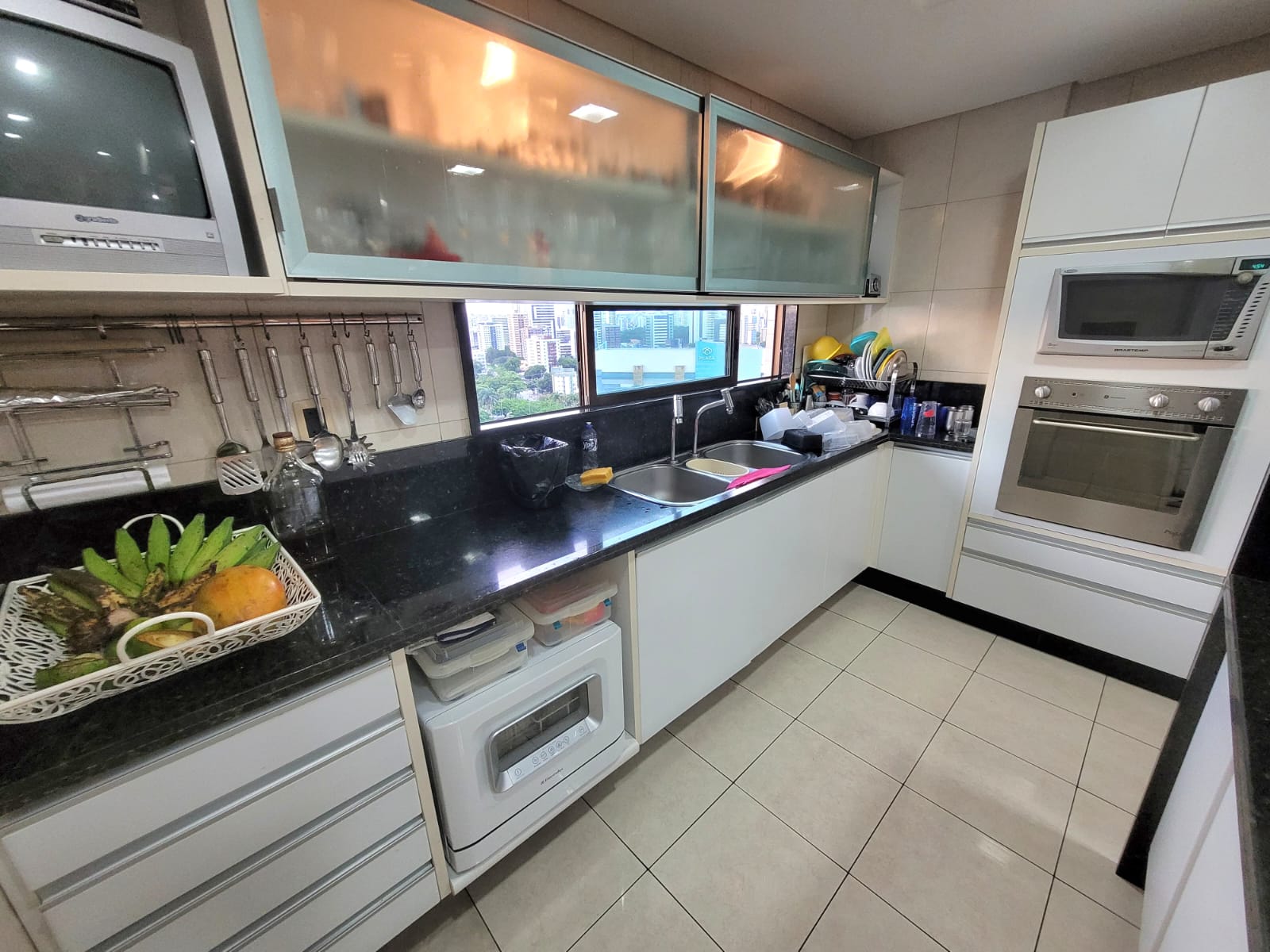 Apartamento 290m², 4 suítes e lazer completo – Recife. (Ref.: R2030526)