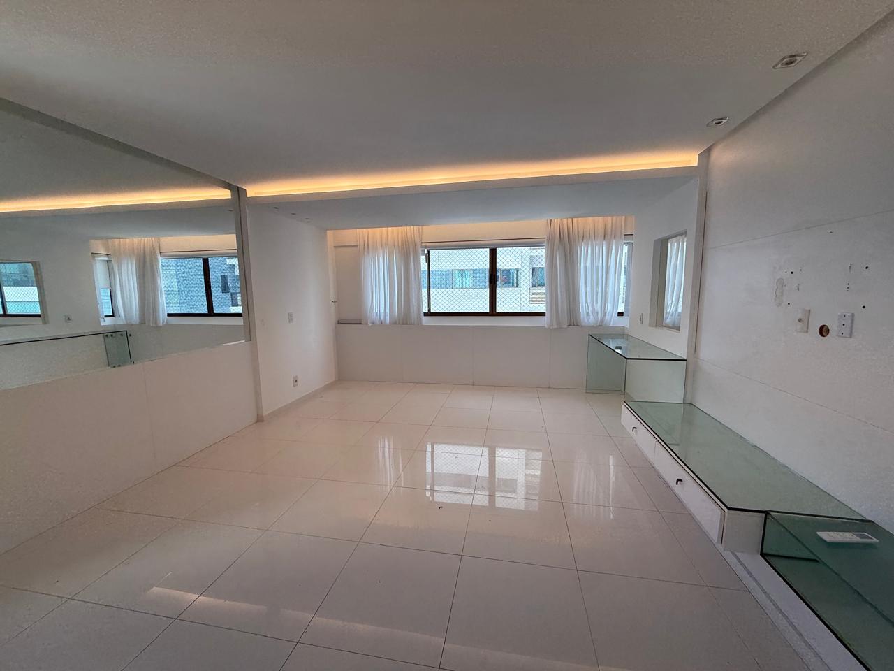 Aluguel Edf. Mar Azul 237m² 04 Suítes (Ref.: R5947692)