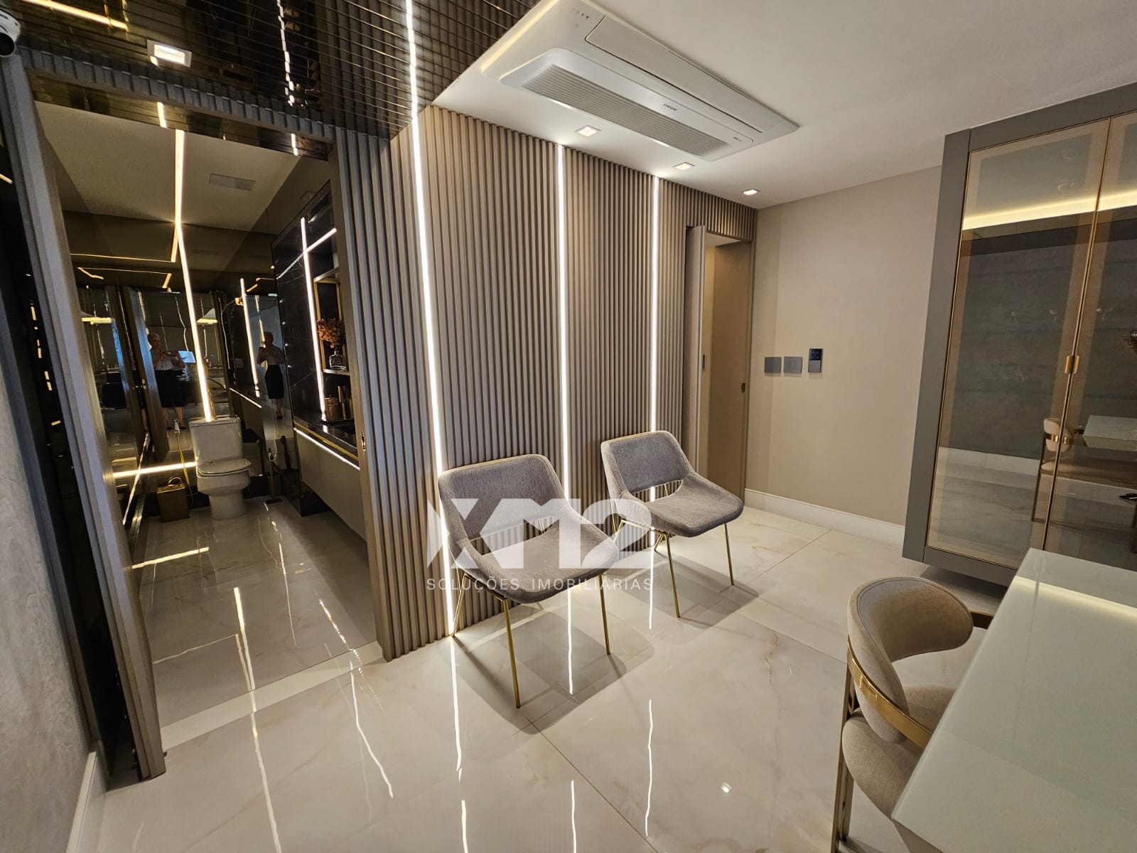 Apto mobiliado Edf. Vania 300m². (Ref.: R5308349)