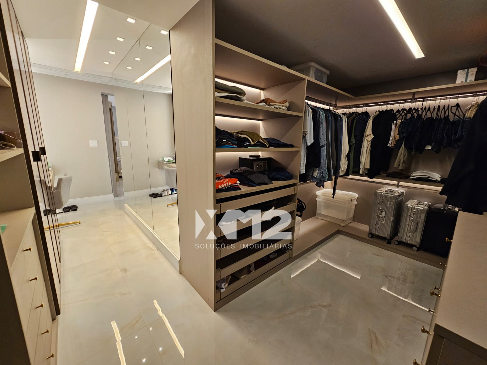 Apto mobiliado Edf. Vania 300m². (Ref.: R5308349)