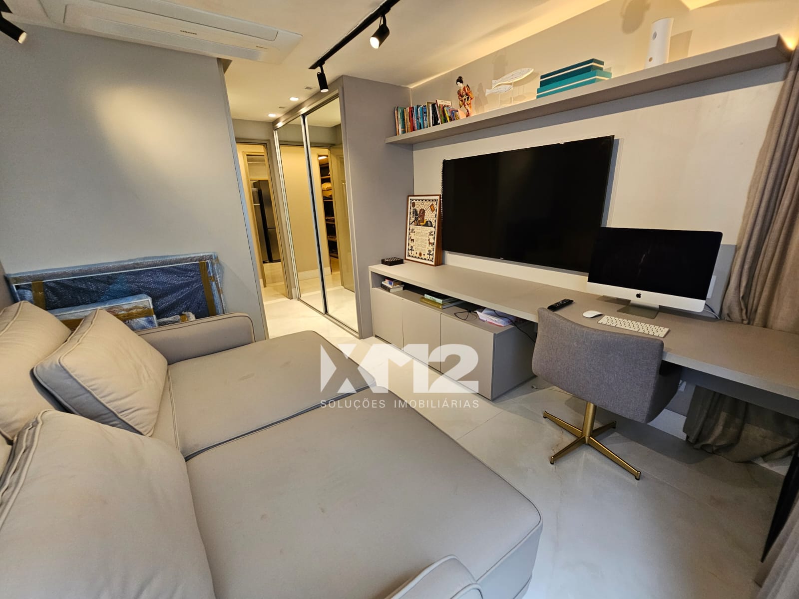 Apto mobiliado Edf. Vania 300m². (Ref.: R5308349)