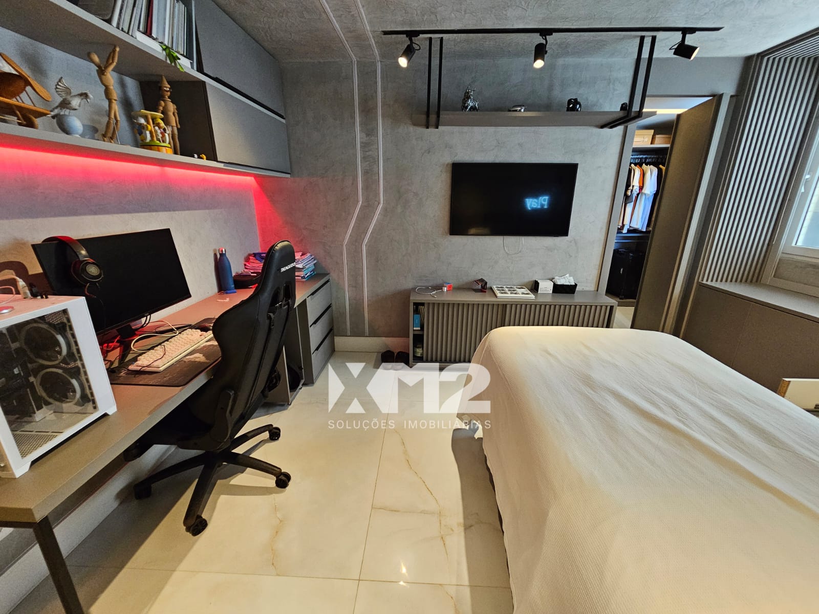 Apto mobiliado Edf. Vania 300m². (Ref.: R5308349)