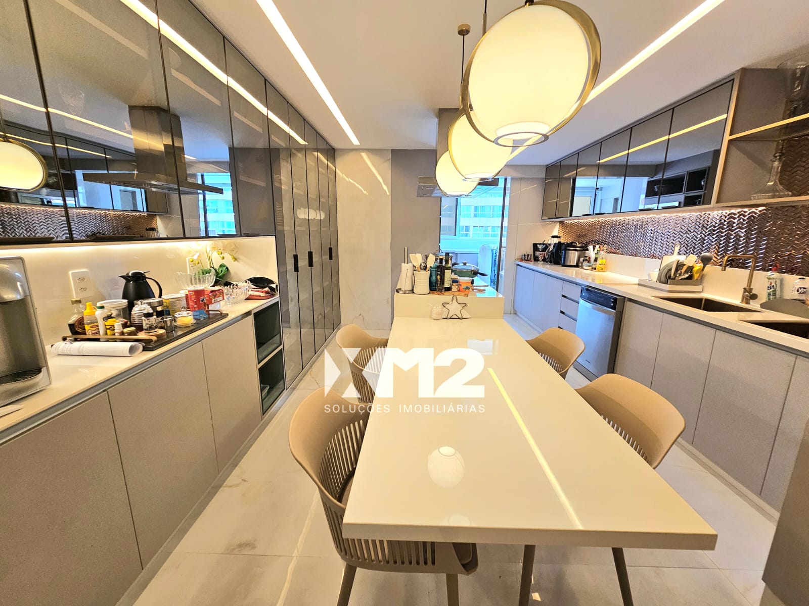 Apto mobiliado Edf. Vania 300m². (Ref.: R5308349)