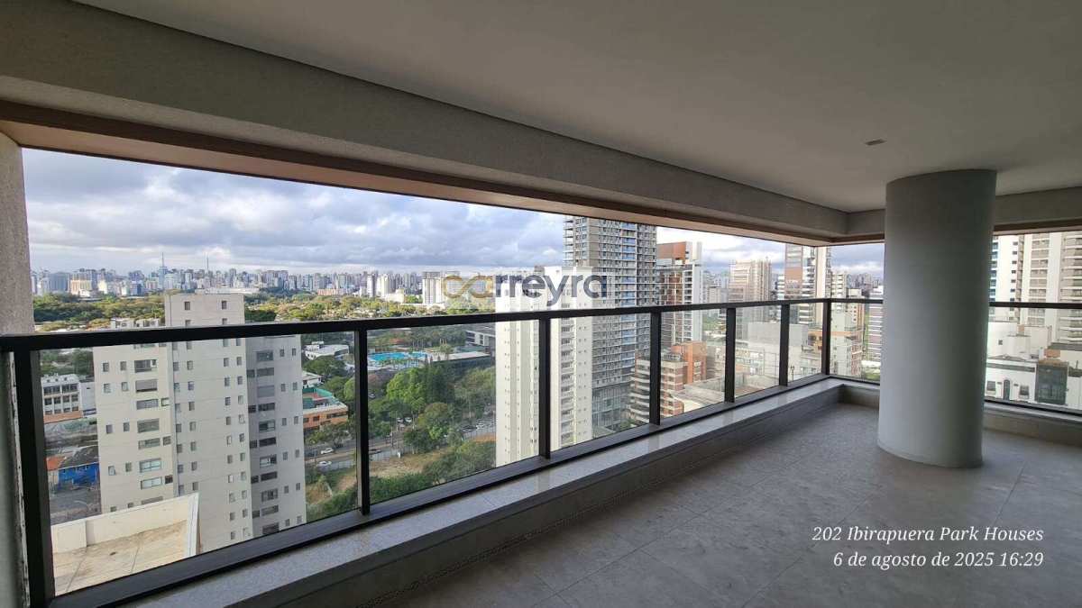 Apartamento à venda, no IBIRAPUERA PARK HOUSE em São Paulo, Moema, com 3 quartos, 153m²