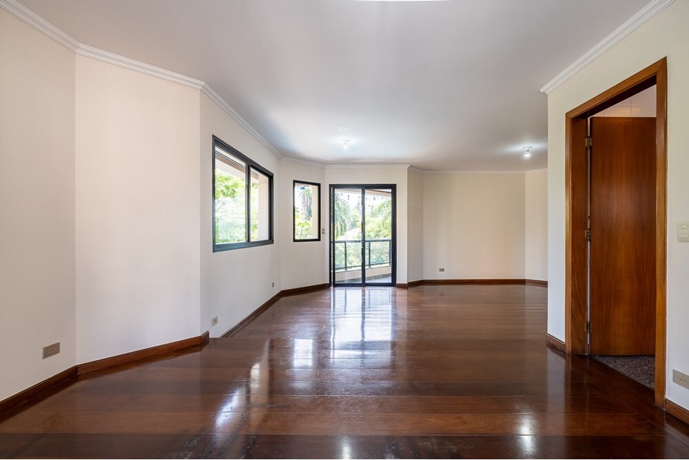 Apartamento à venda em São Paulo, Moema, com 4 quartos, 178m²