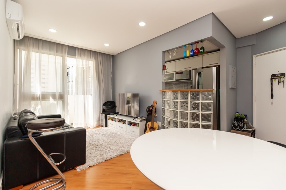 Apartamento à venda em São Paulo, Moema, com 2 quartos, 60m²