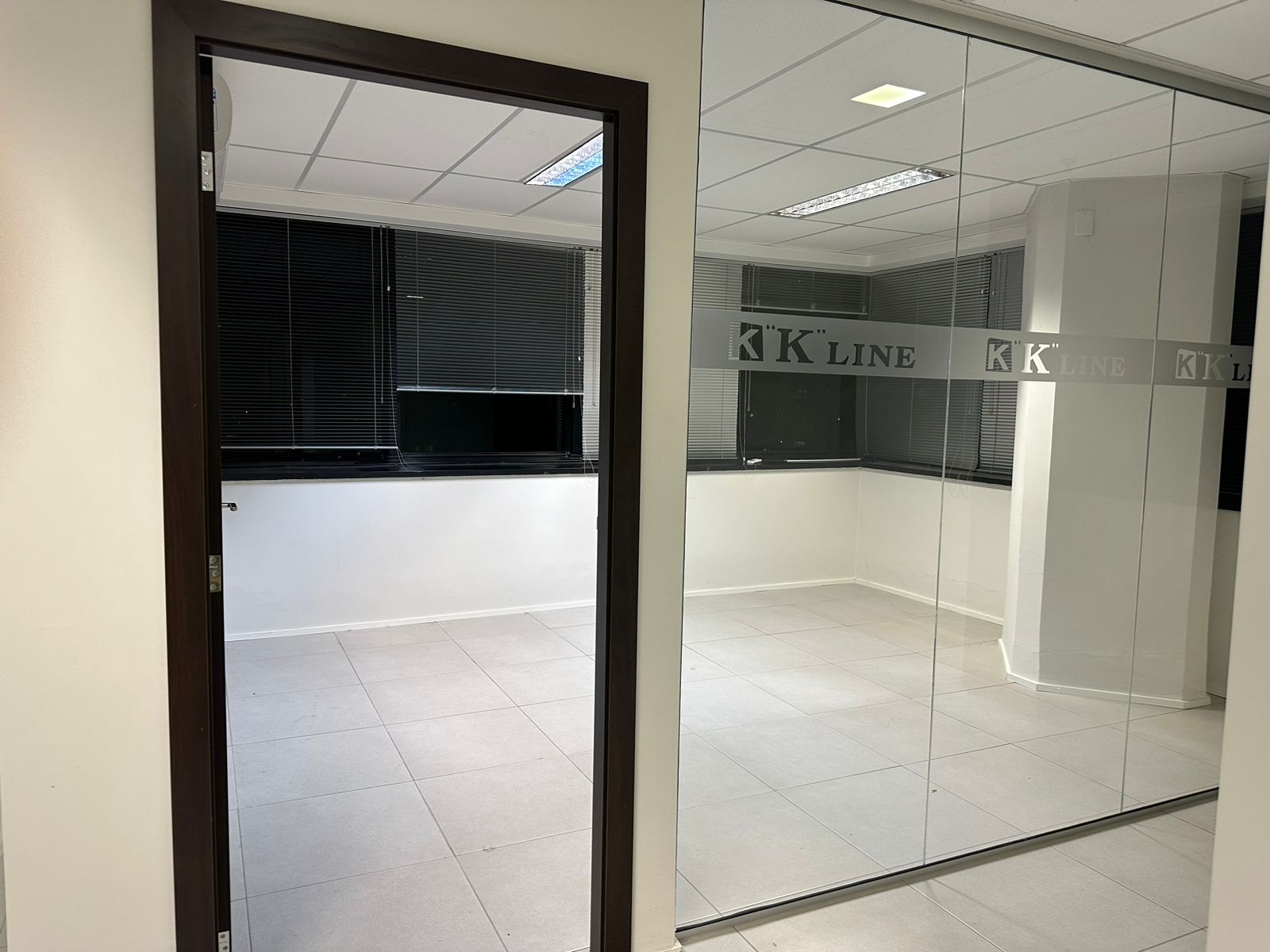 CONJUNTO COMERCIAL , P/ VENDA OU LOCAÇÃO, AV. PAULISTA - 404M²au.