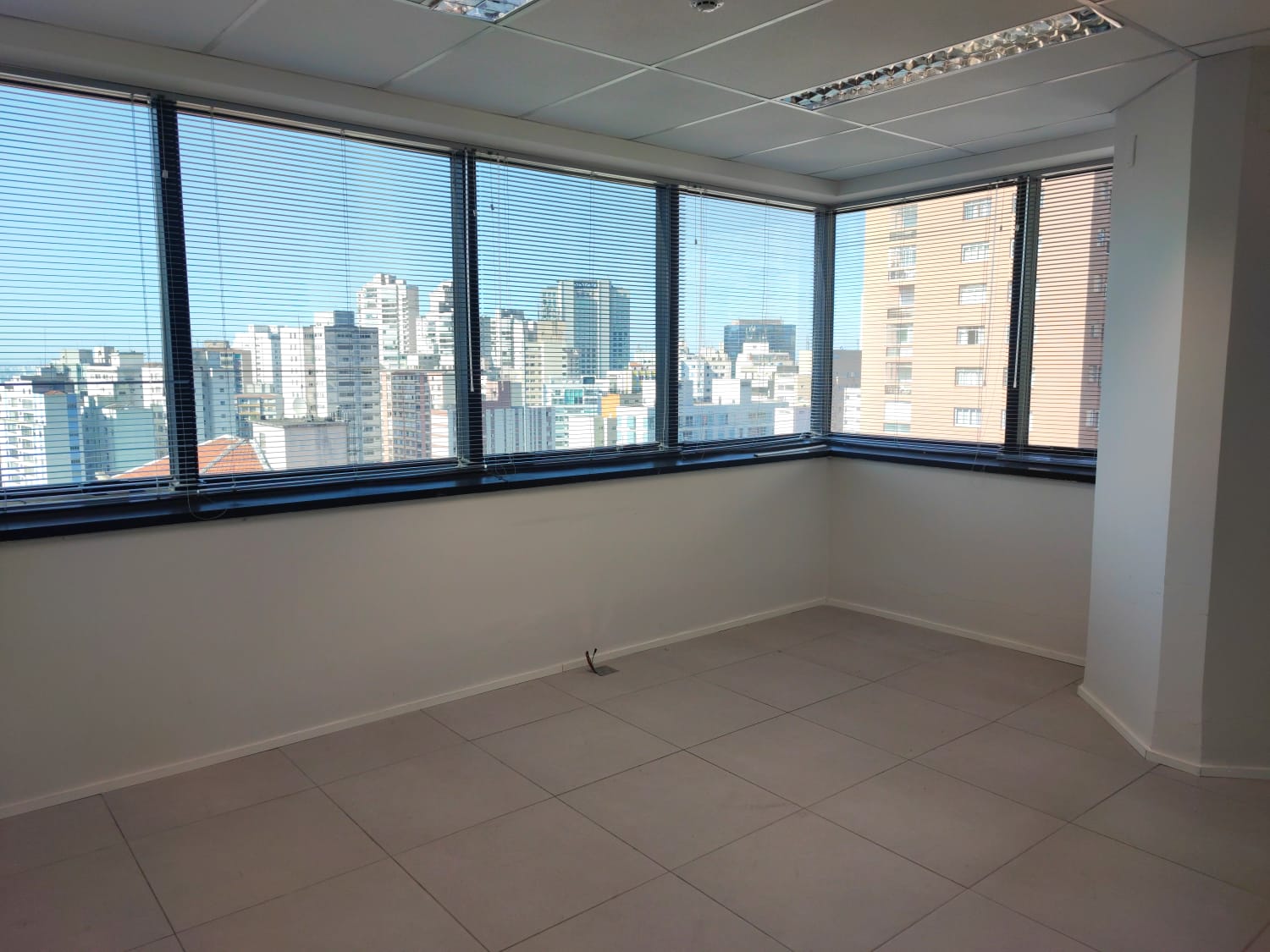 CONJUNTO COMERCIAL , P/ VENDA OU LOCAÇÃO, AV. PAULISTA - 404M²au.