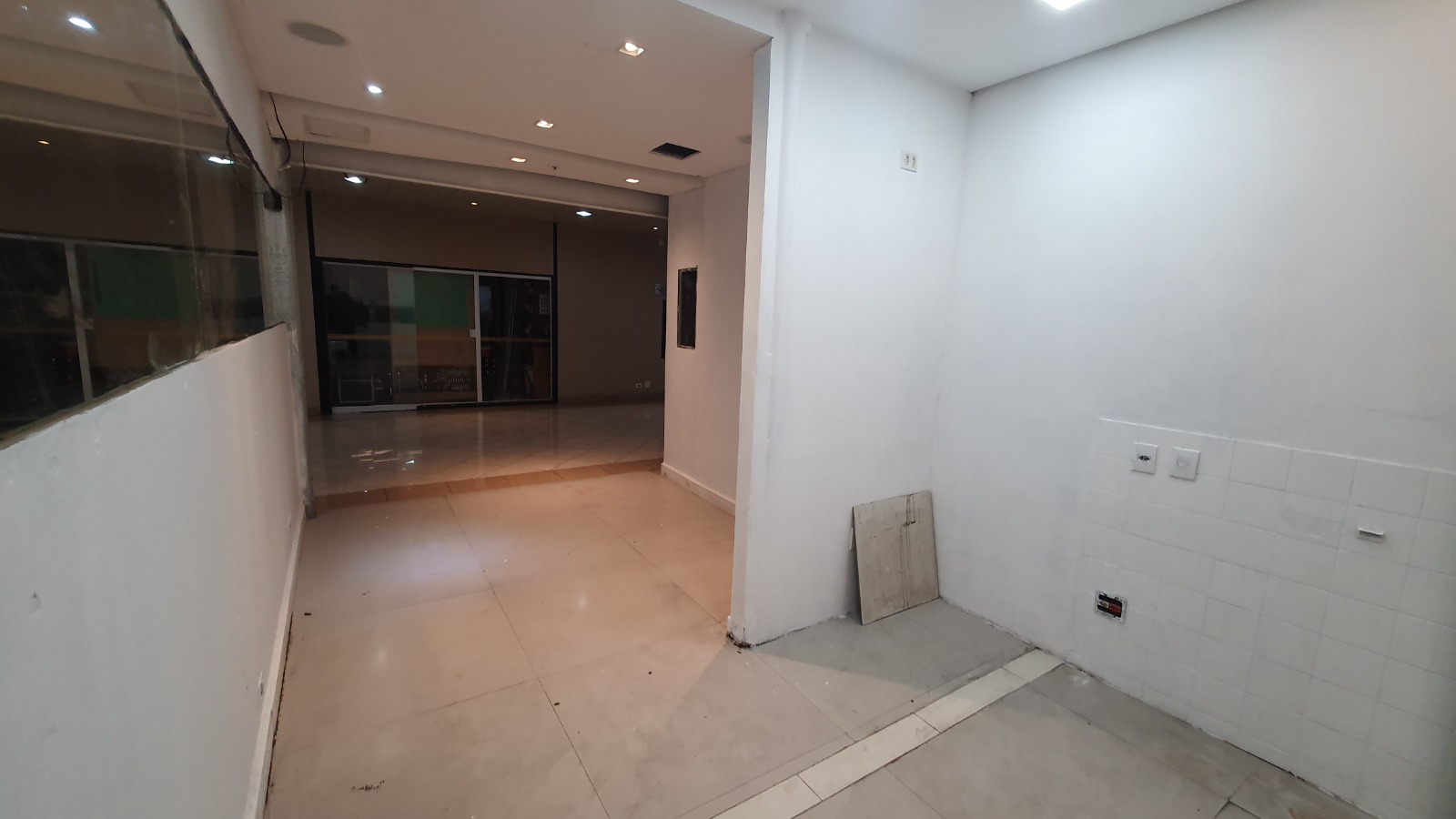 Loja Em Galeria  P/ Venda -  20m², na Av. Paulista, R$ 240.00,00