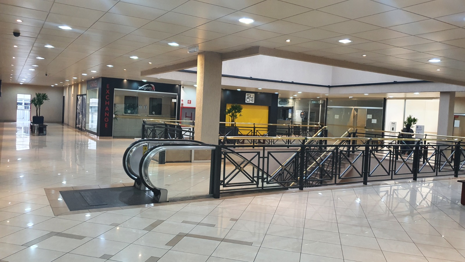 Loja Em Galeria  P/ Venda -  20m², na Av. Paulista, R$ 240.00,00