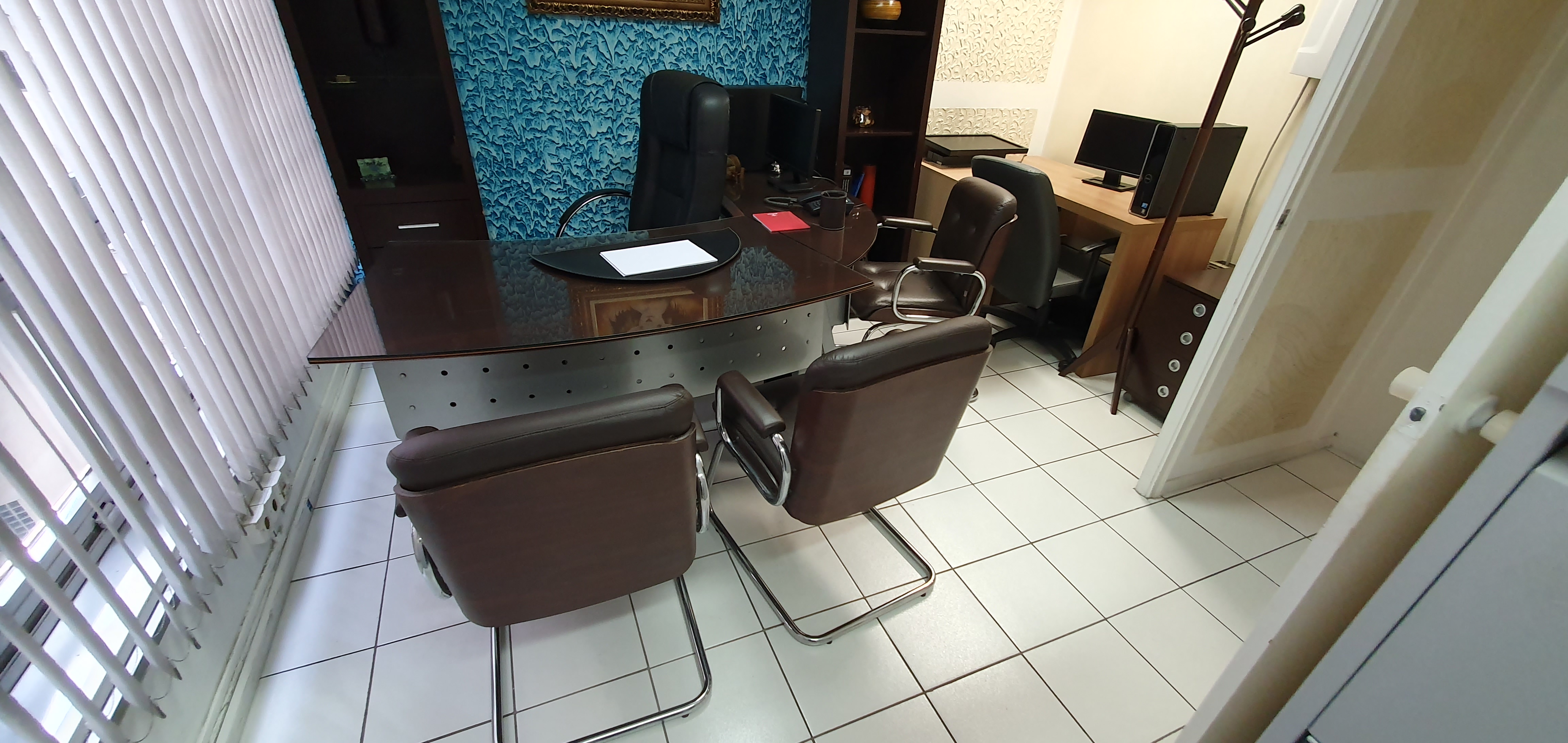 EXCELENTE CONJUNTO COM. 42 M² au. P/ VENDA 450.000,00 - OU LOCAÇÃO 2.500.00