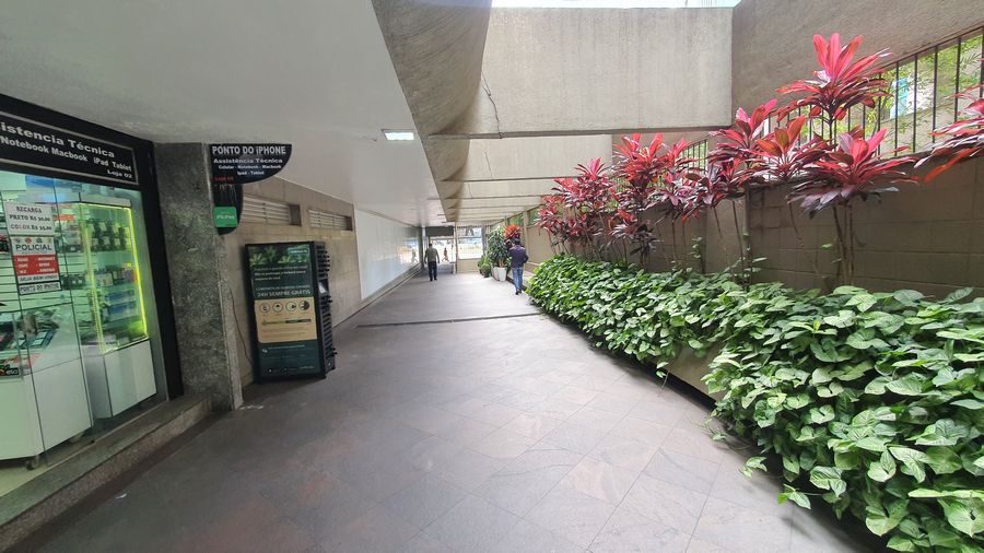 EXCELENTE CONJUNTO COM. 42 M² au. P/ VENDA 450.000,00 - OU LOCAÇÃO 2.500.00