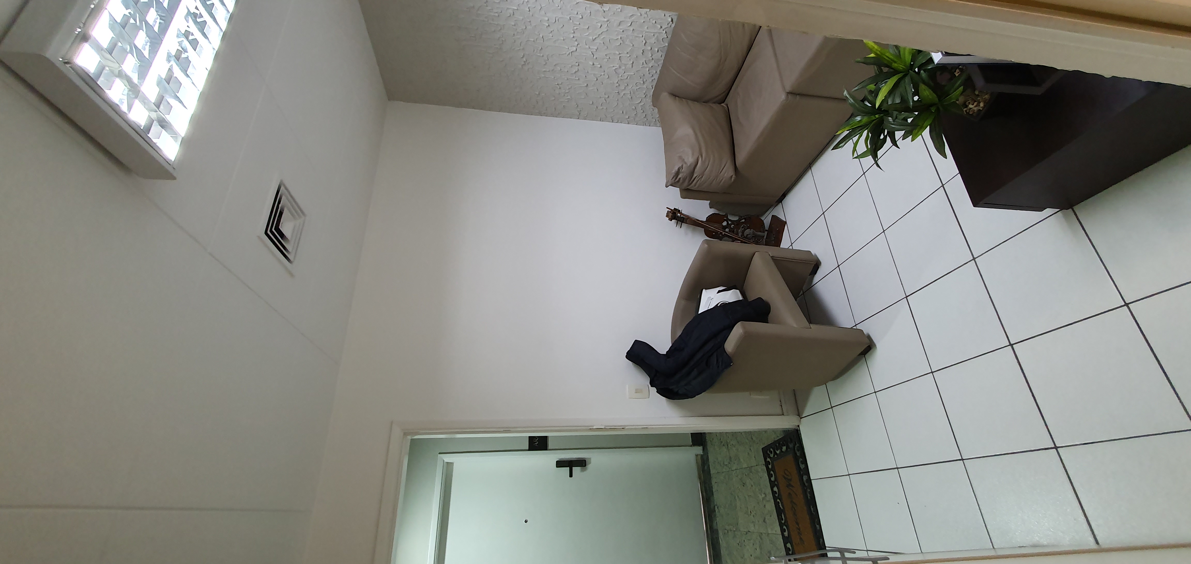 EXCELENTE CONJUNTO COM. 42 M² au. P/ VENDA 450.000,00 - OU LOCAÇÃO 2.500.00