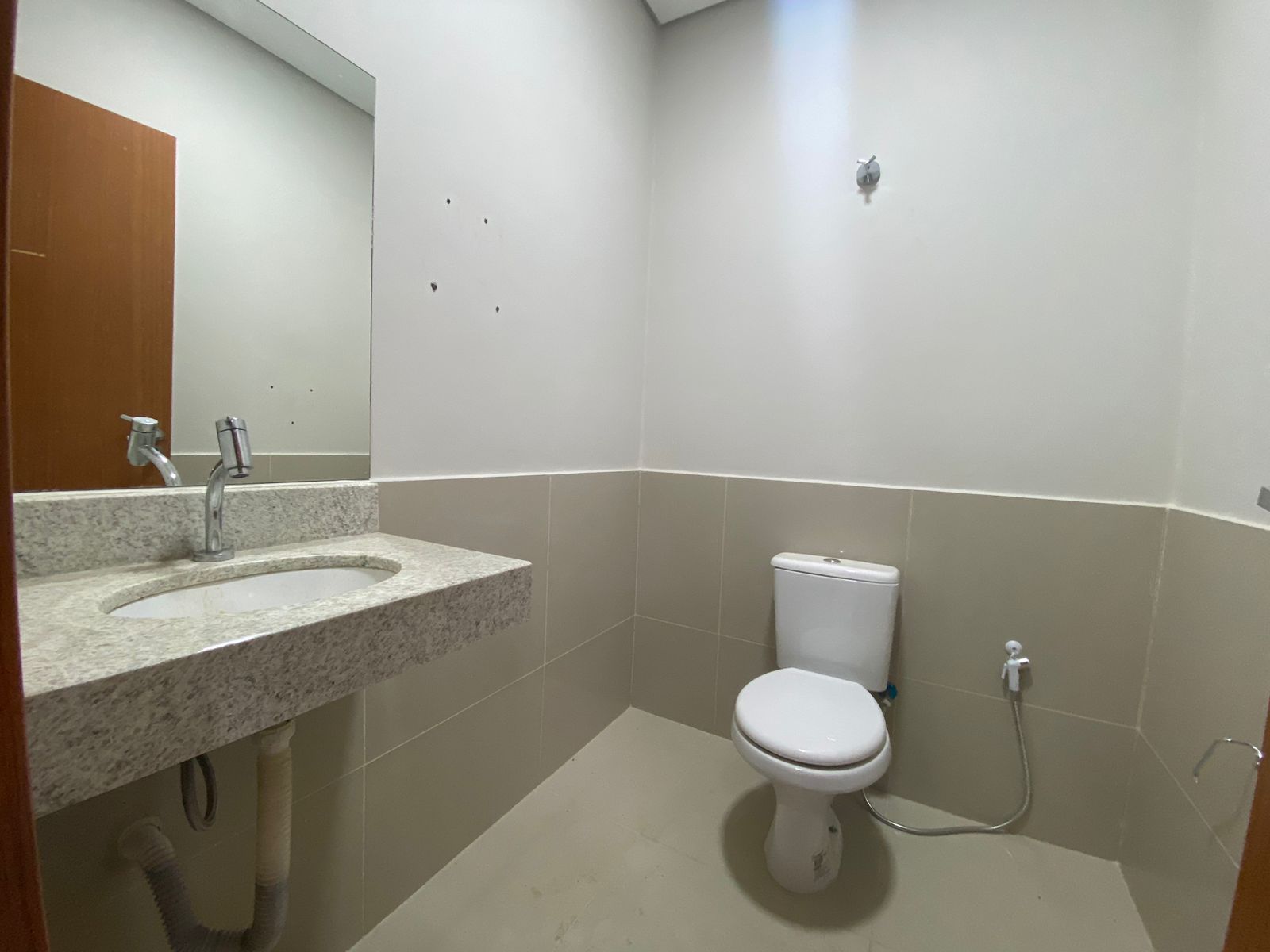 Aluga-se Sala Comercial no Centro, em Lucas do Rio Verde-MT!