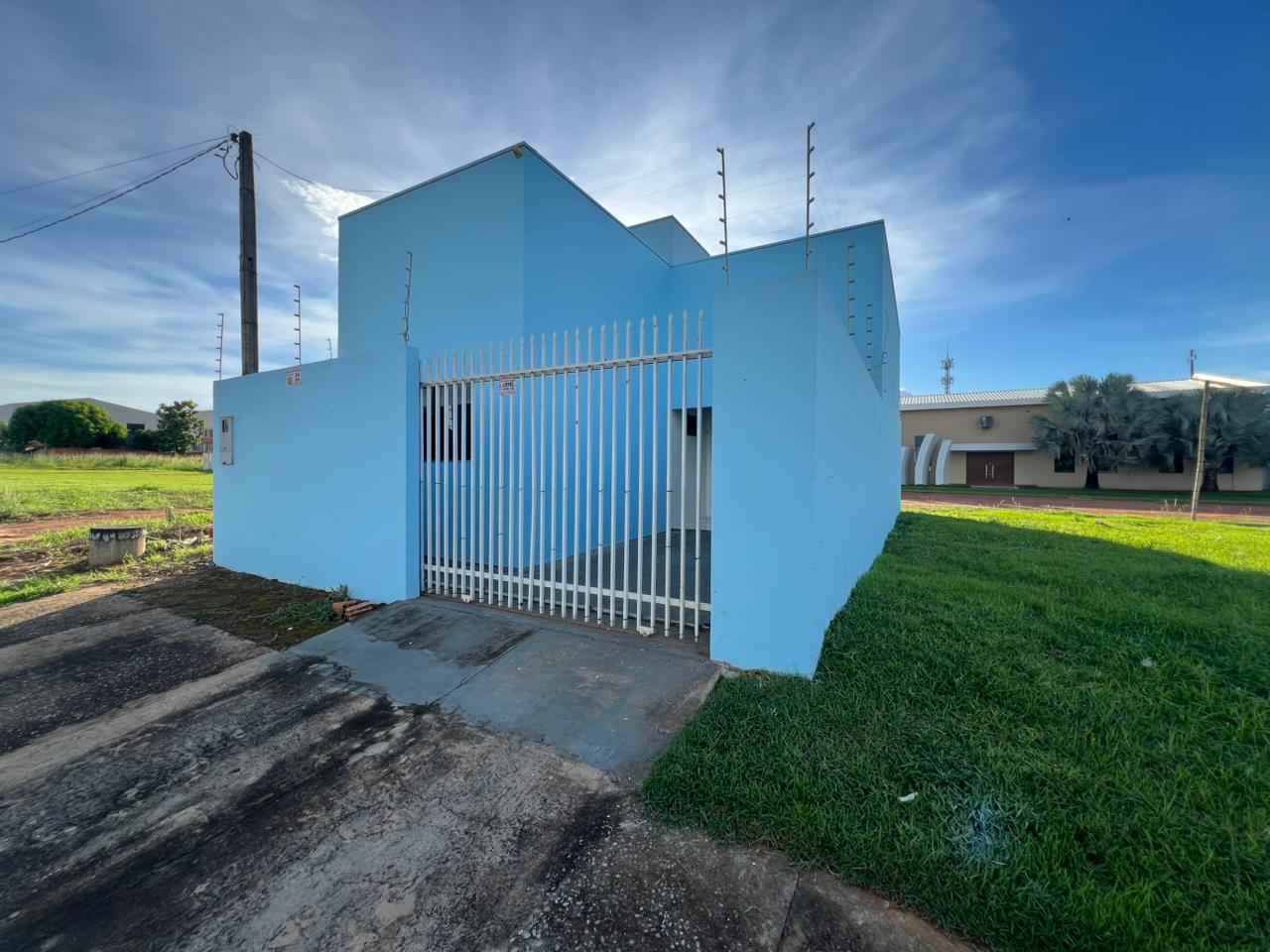 Aluga-se Casa no Bairro Parque das Américas em Lucas do Rio Verde-MT!