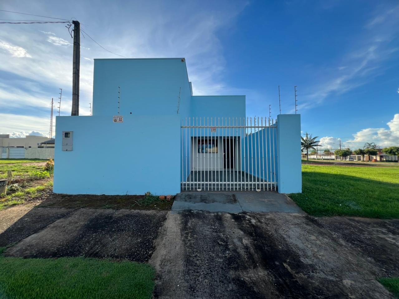 Aluga-se Casa no Bairro Parque das Américas em Lucas do Rio Verde-MT!