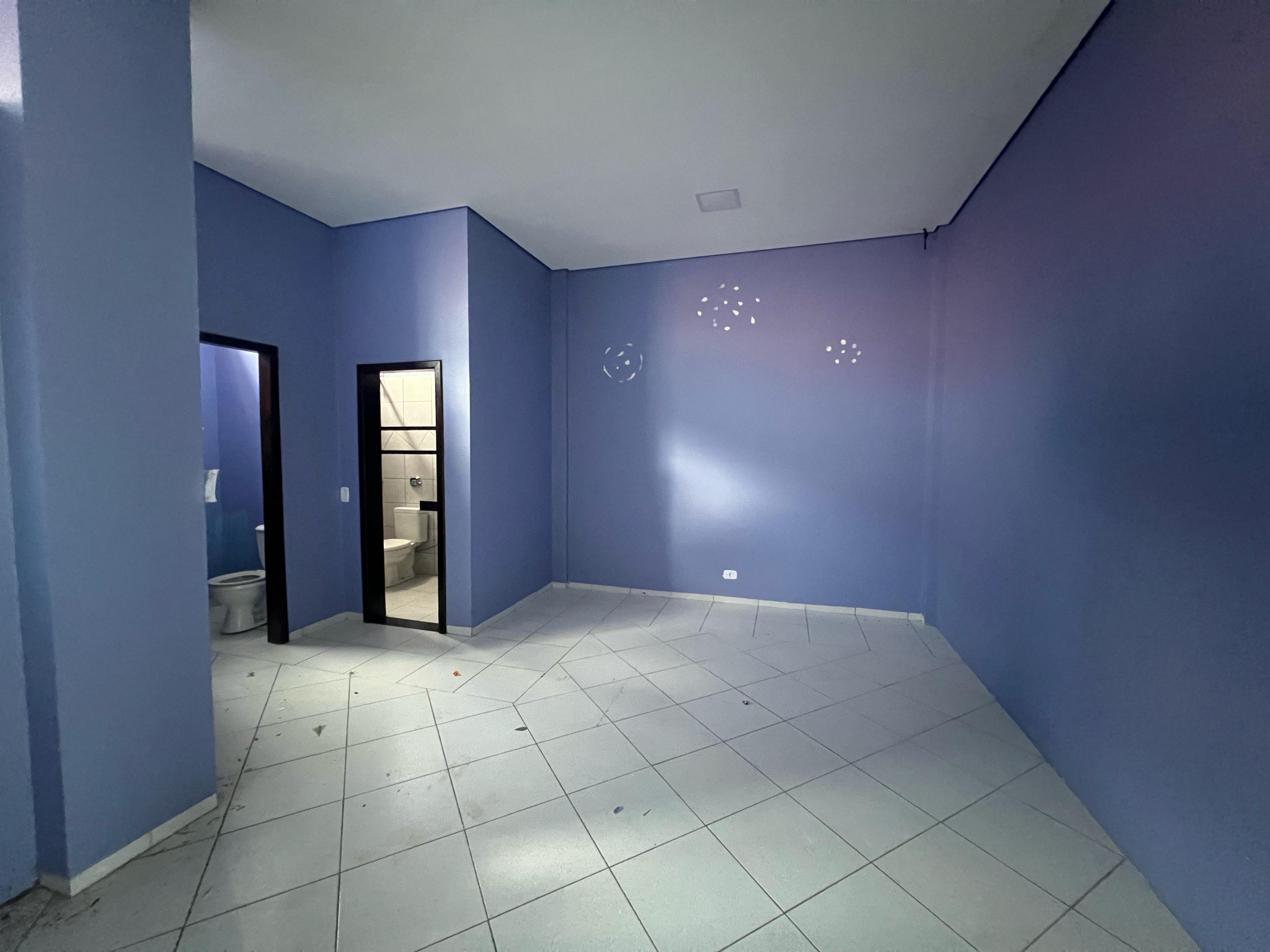 Aluga-se Sala comercial no Centro em Lucas do Rio Verde-MT!