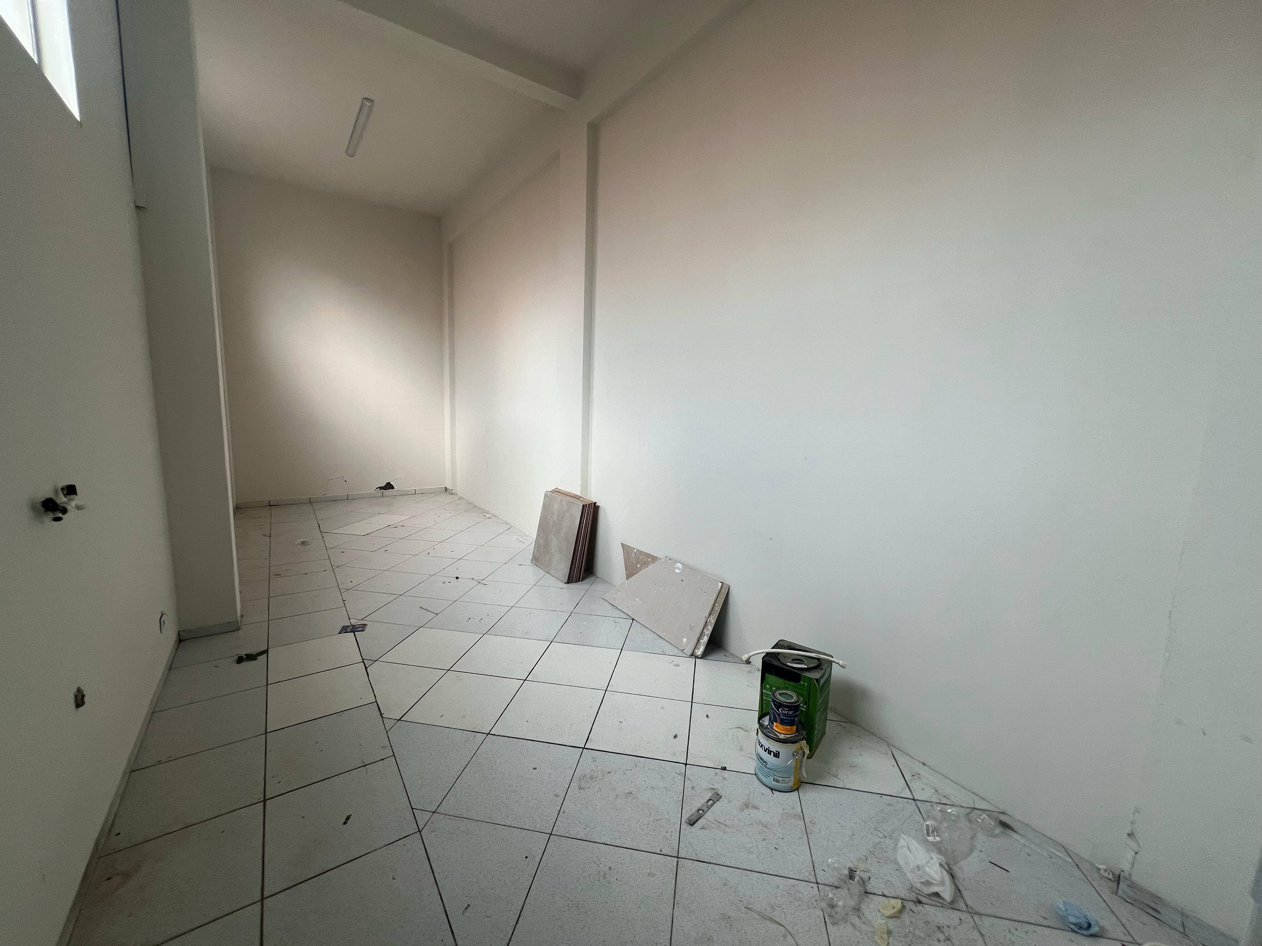 Aluga-se Sala comercial no Centro em Lucas do Rio Verde-MT!