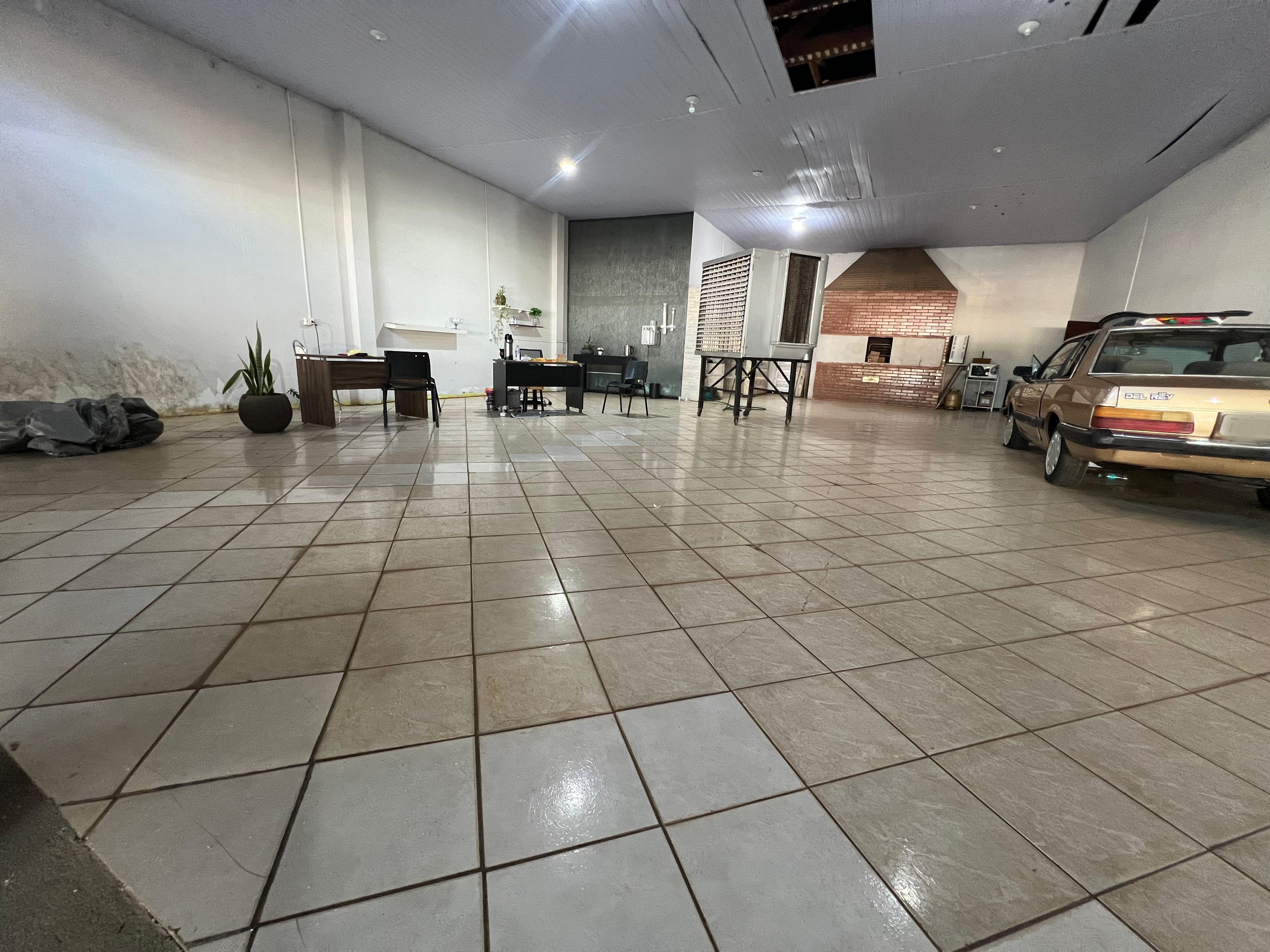 Aluga-se Sala Comercial na Avenida Rio Grande do Sul em Lucas do Rio Verde-MT!