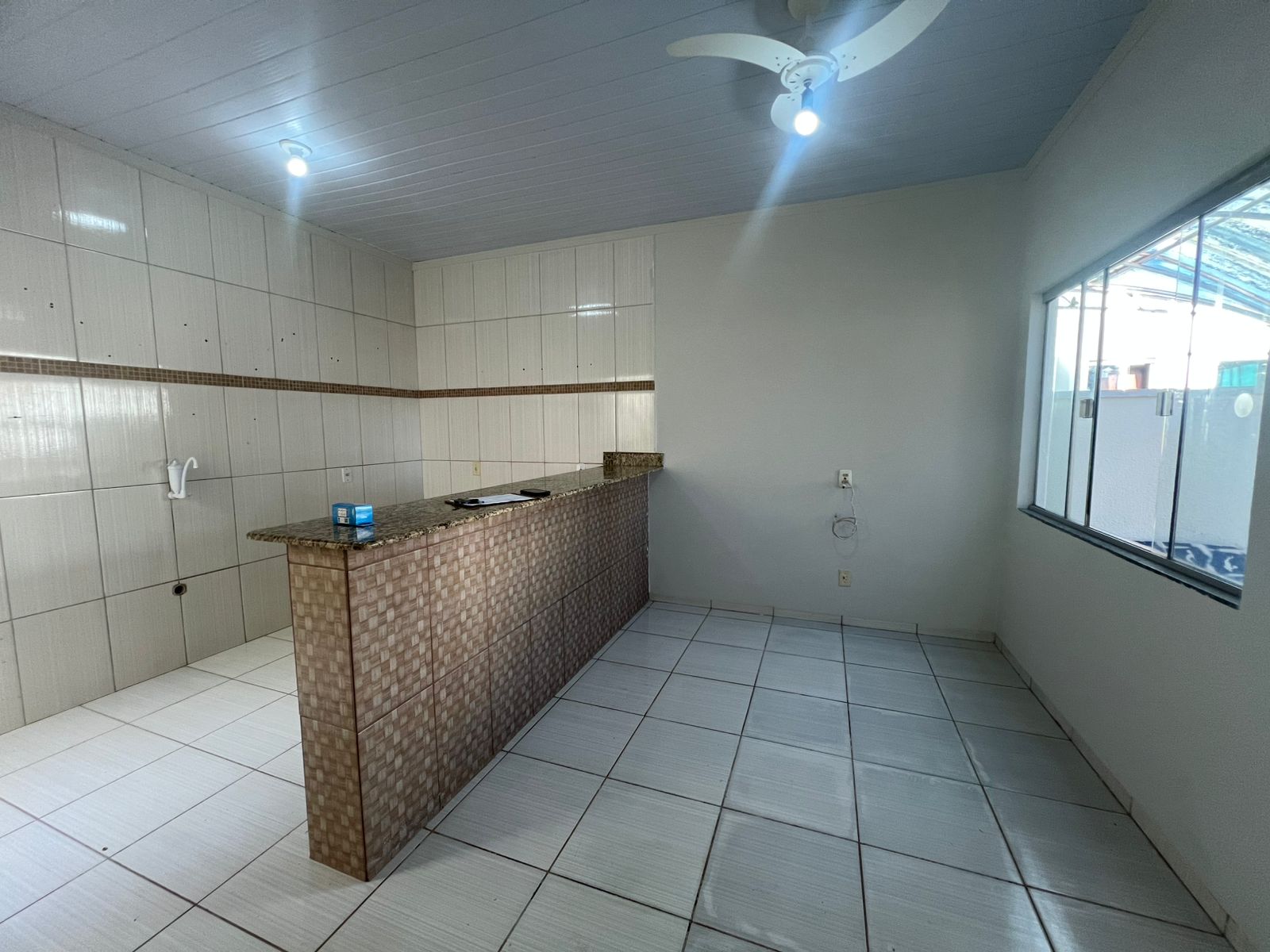 Aluga-se Kitnet no bairro Jardim Amazônia em Lucas do Rio Verde!