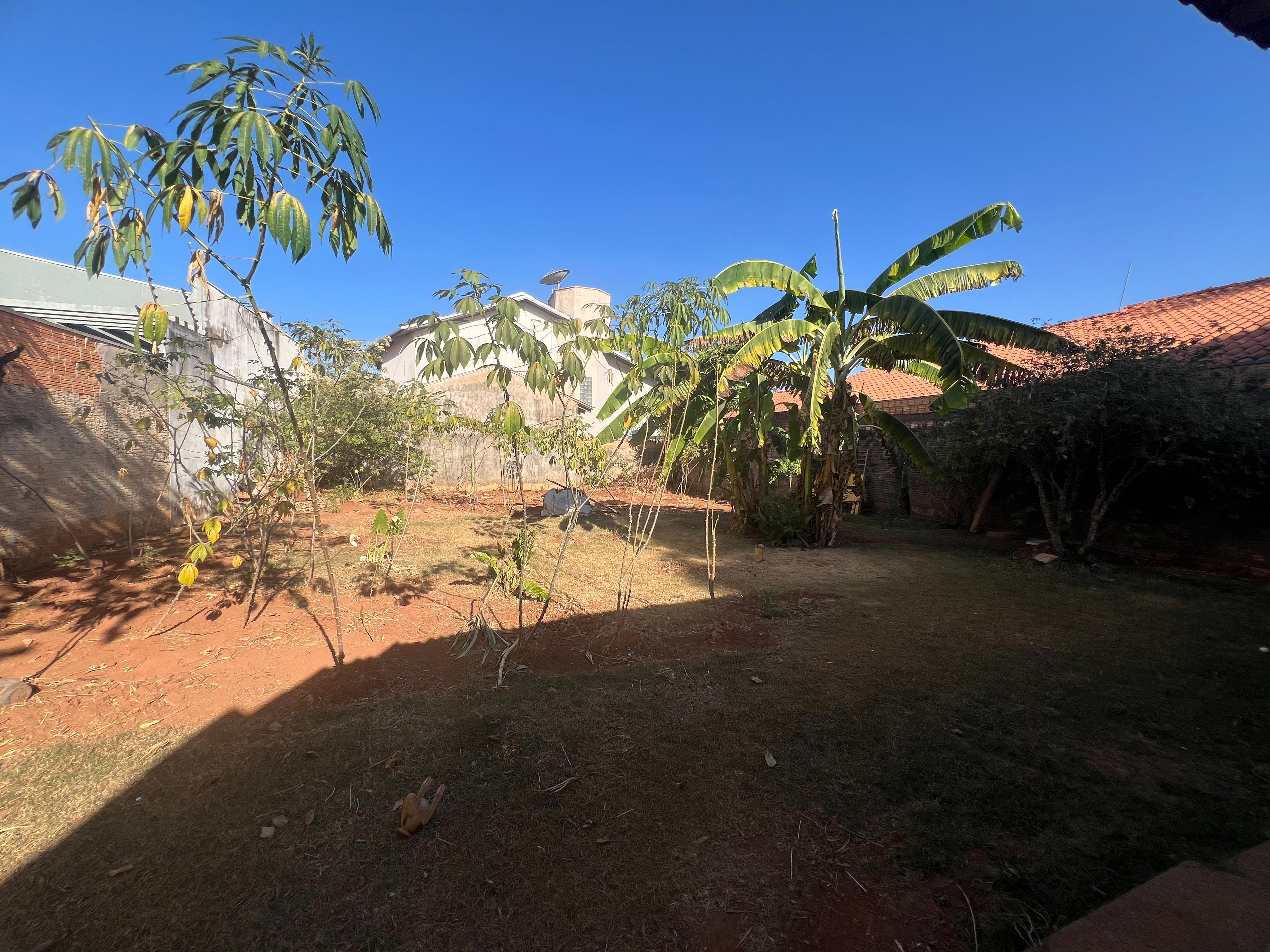 Aluga-se Casa no bairro Bandeirantes em Lucas do Rio Verde-MT!