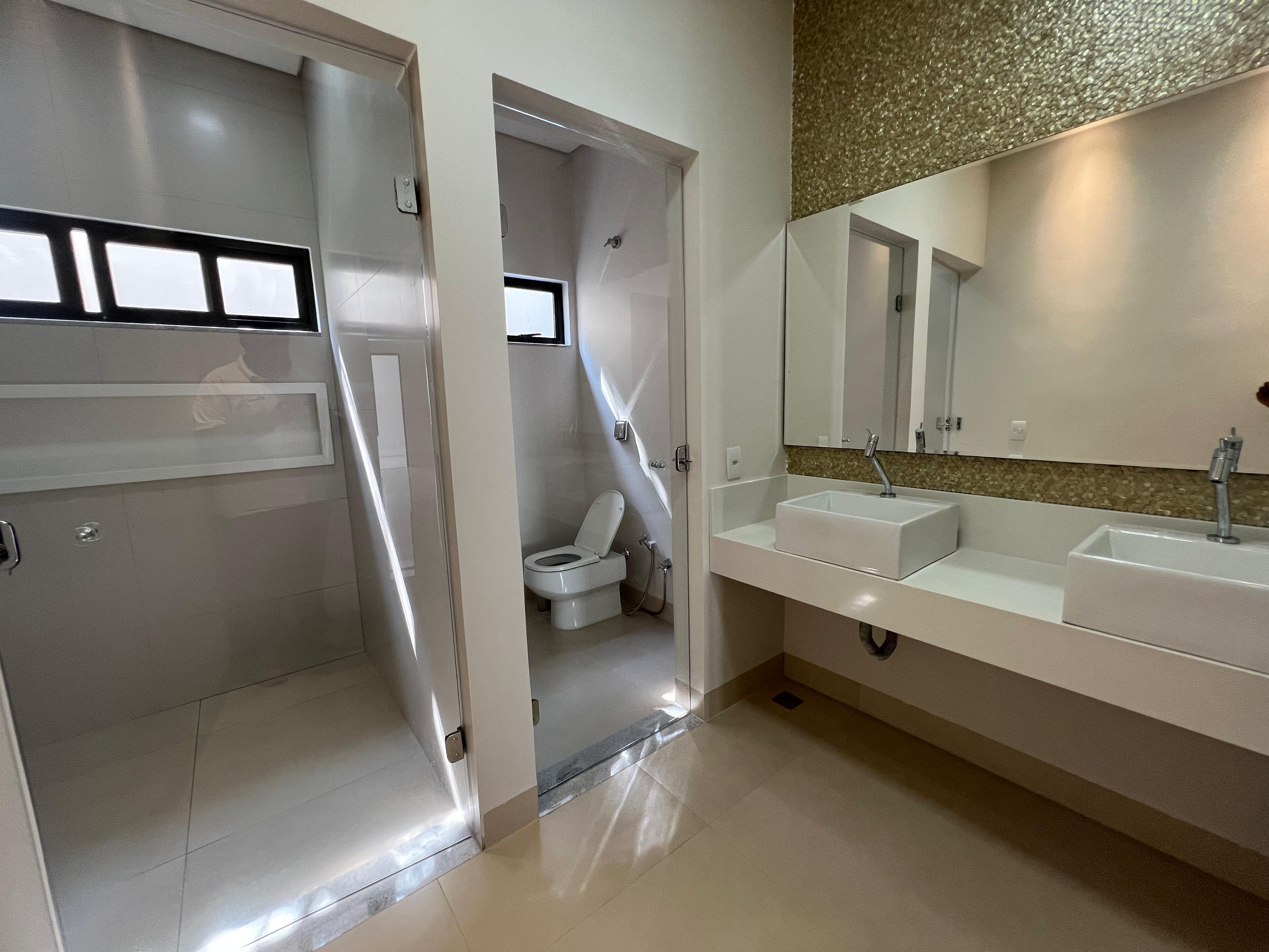 Casa disponível para venda e locação no bairro Bandeirantes  Lucas do Rio Verde/MT