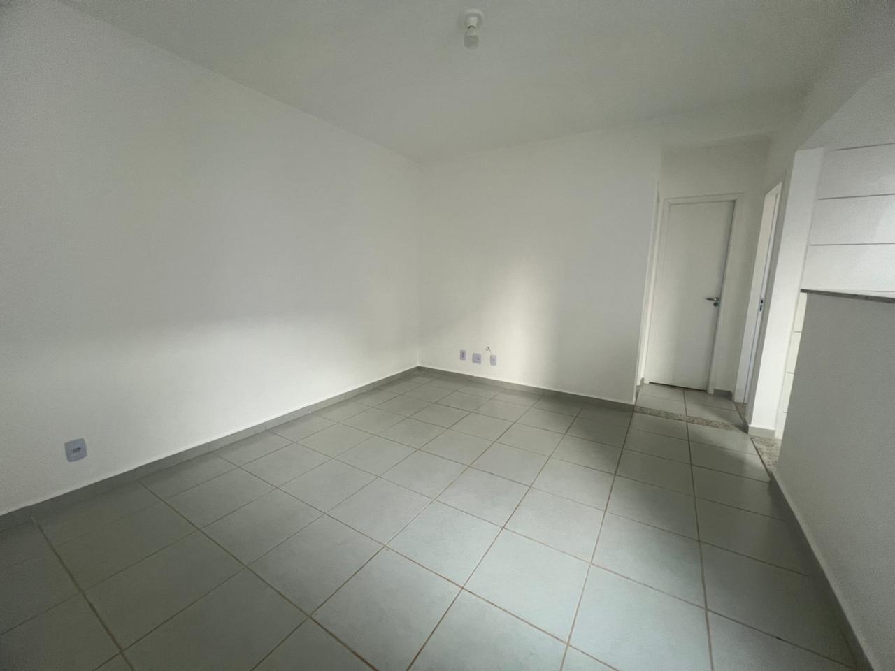 Aluga-se Apartamento no Condomínio Parque das Flores em Lucas do Rio Verde-MT.