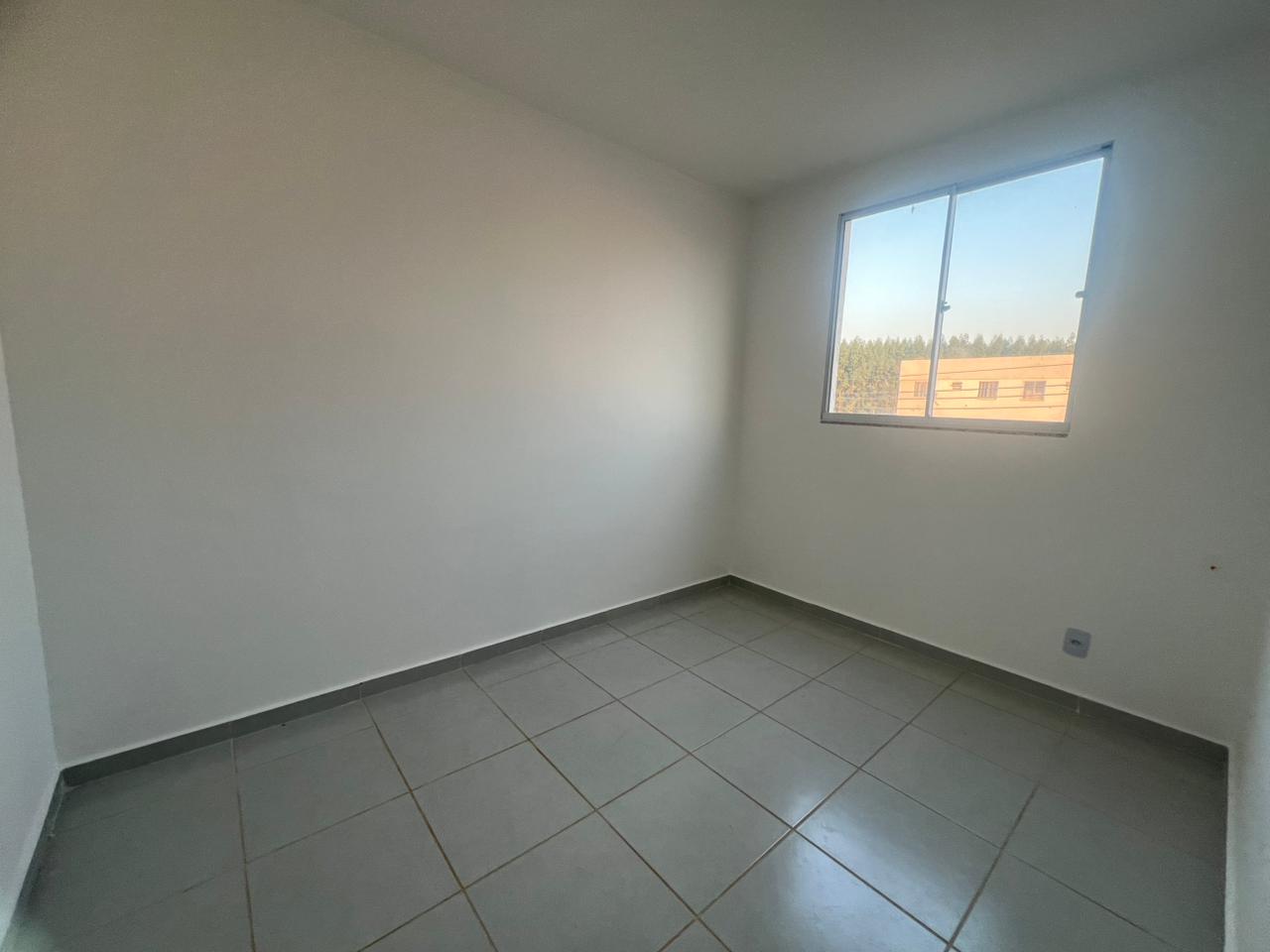 Aluga-se Apartamento no Condomínio Parque das Flores em Lucas do Rio Verde-MT.